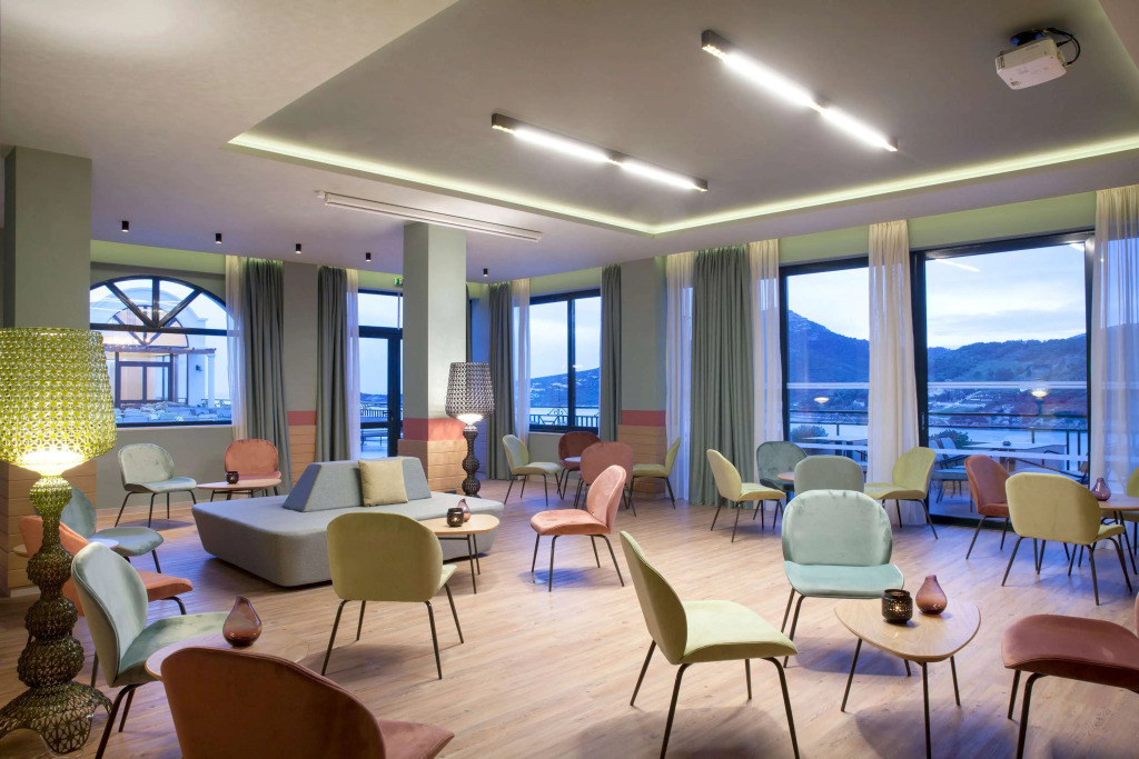 Zeus Dolce by Wyndham Athens