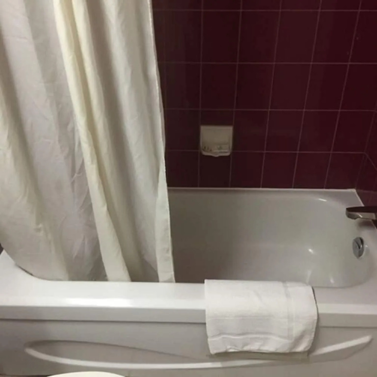 White Knight Motel