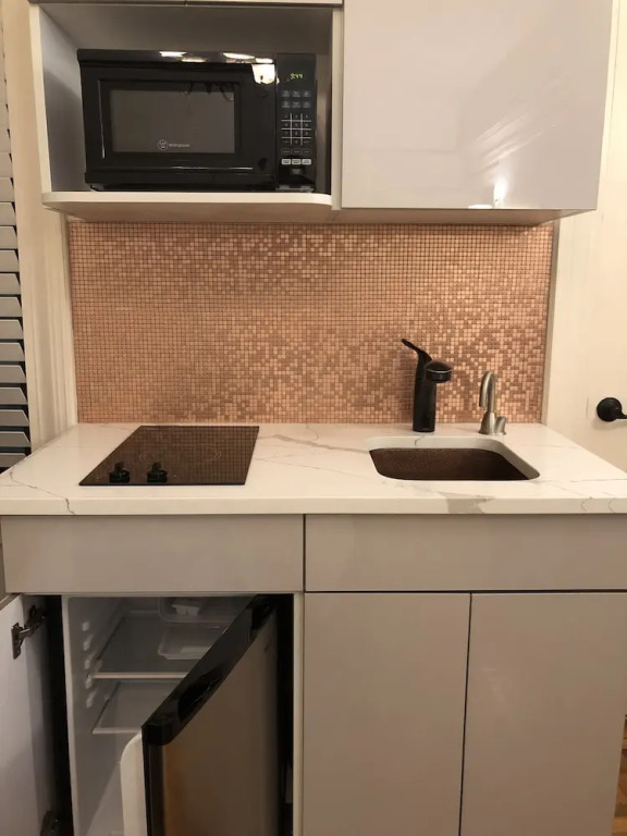 Hamilton Suites
