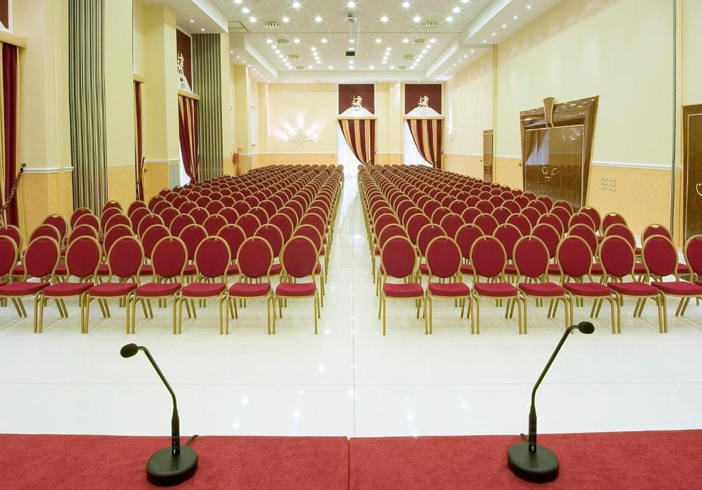 Hotel & Meeting Centergross