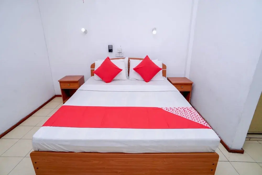 OYO 384 Dilena Beach Resort