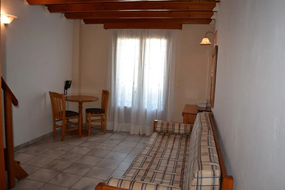 Anemomilos Suites