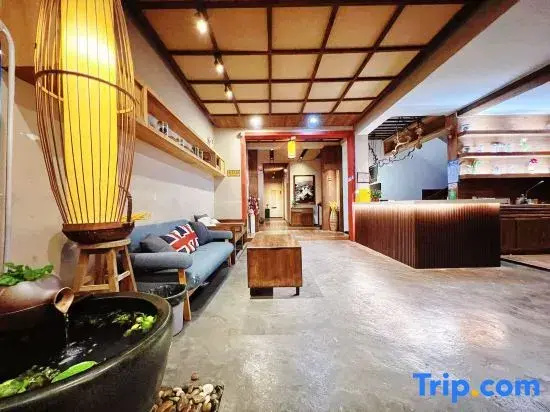 Warm House Homestay