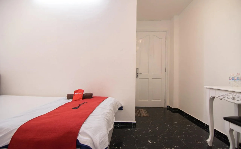 The Phoenix 74 Hotel