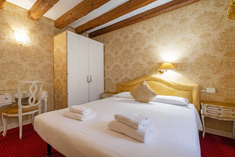 Ca di Malta Room 6 by Wonderful Italy