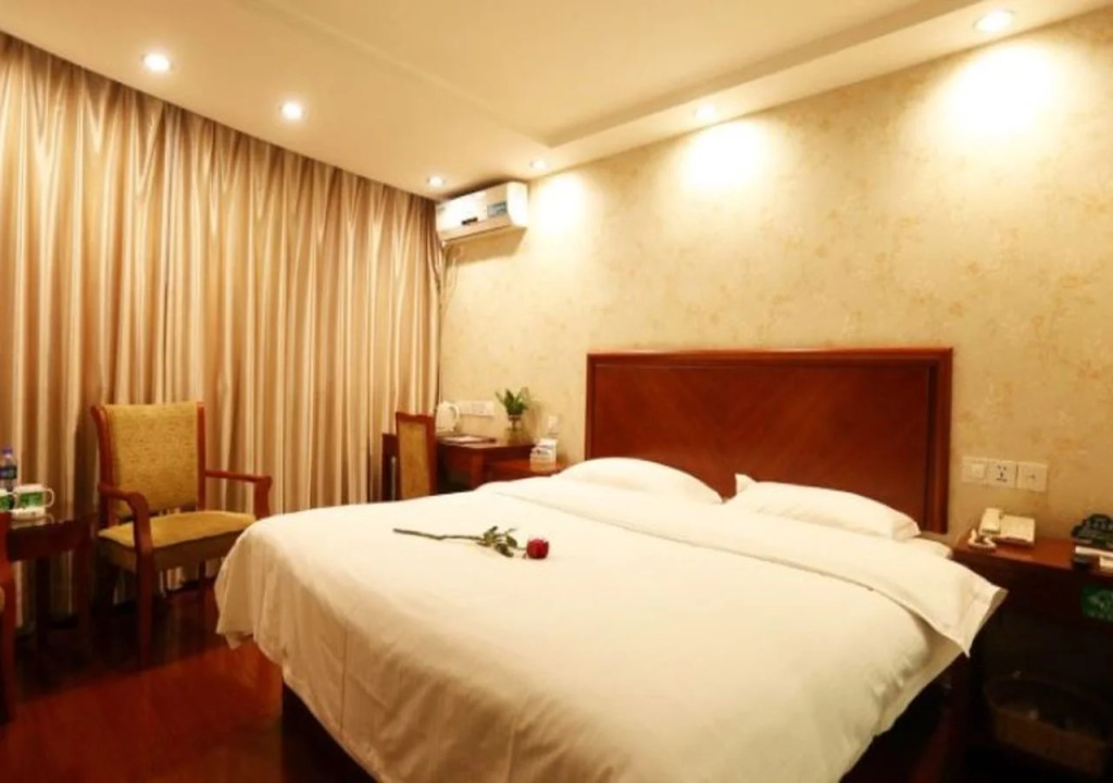 Greentree Inn Jiangsu Suzhou Wujiang Yunli Bridge Hotel