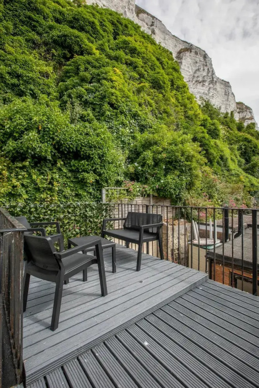 Stylish 2Bd Family Hideaway In Dover