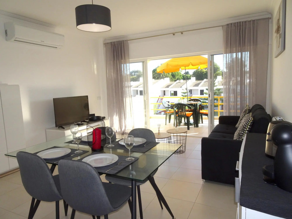 Copacabana by Check-in Portugal
