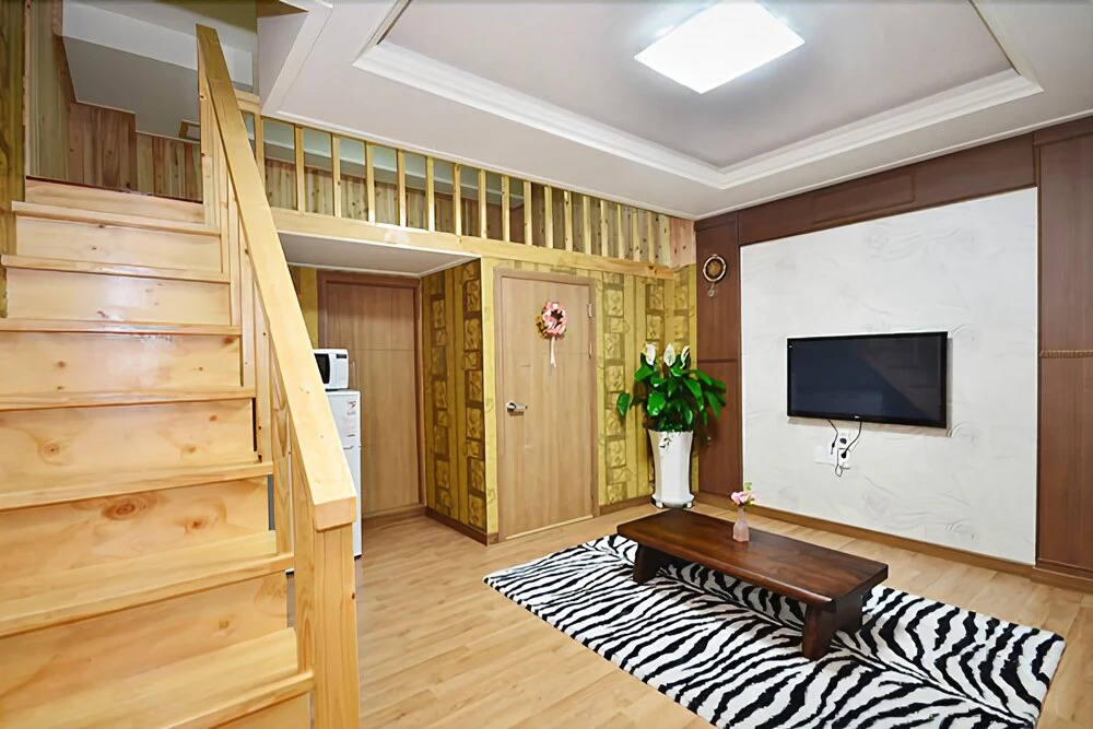 Yeosu Rainbow Pension
