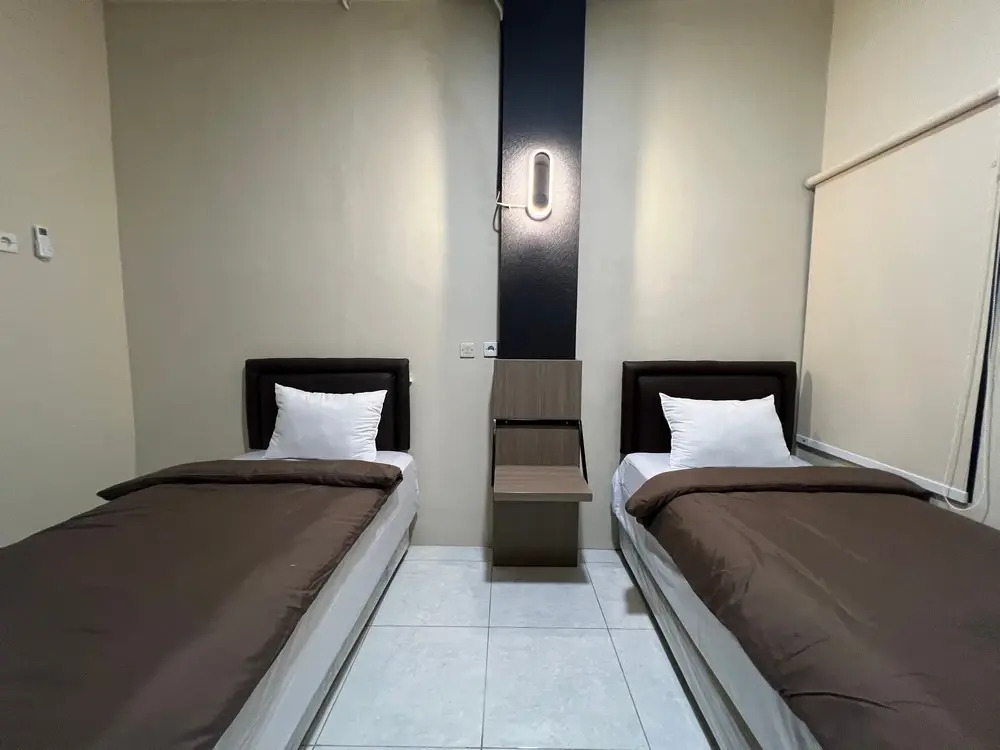 Brenn Hotel Semarang Mitra Reddoorz
