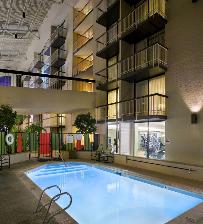 DoubleTree by Hilton Denver Tech