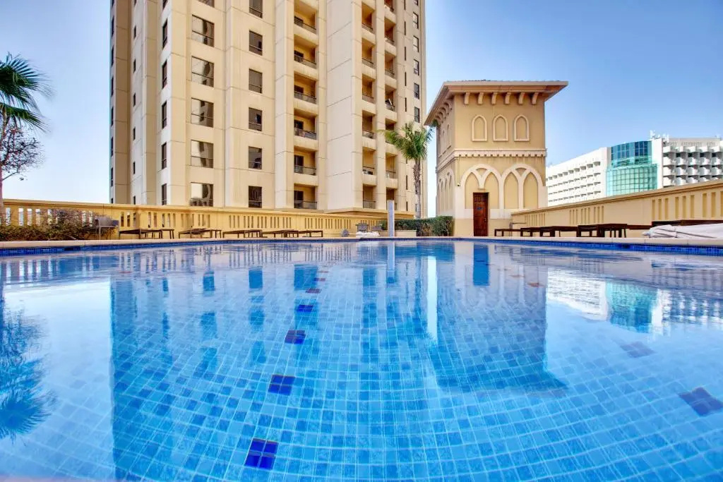 Apricus Holiday Homes -JBR Rimal 2BD in front of The Beach