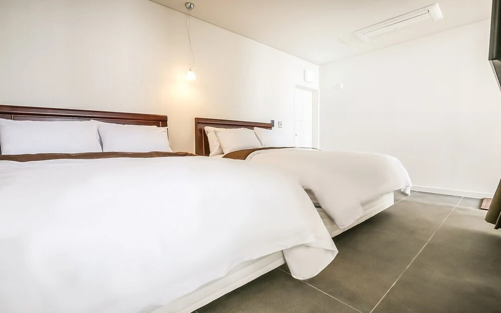Hotel Maru