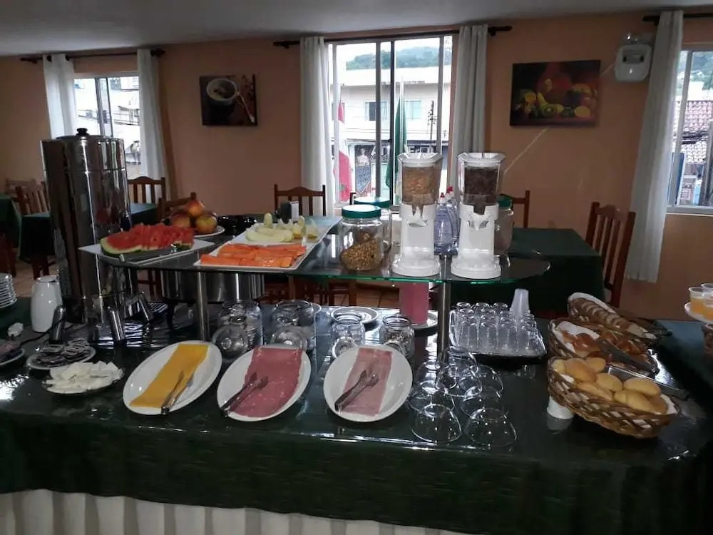 Graju Turismo Hotel