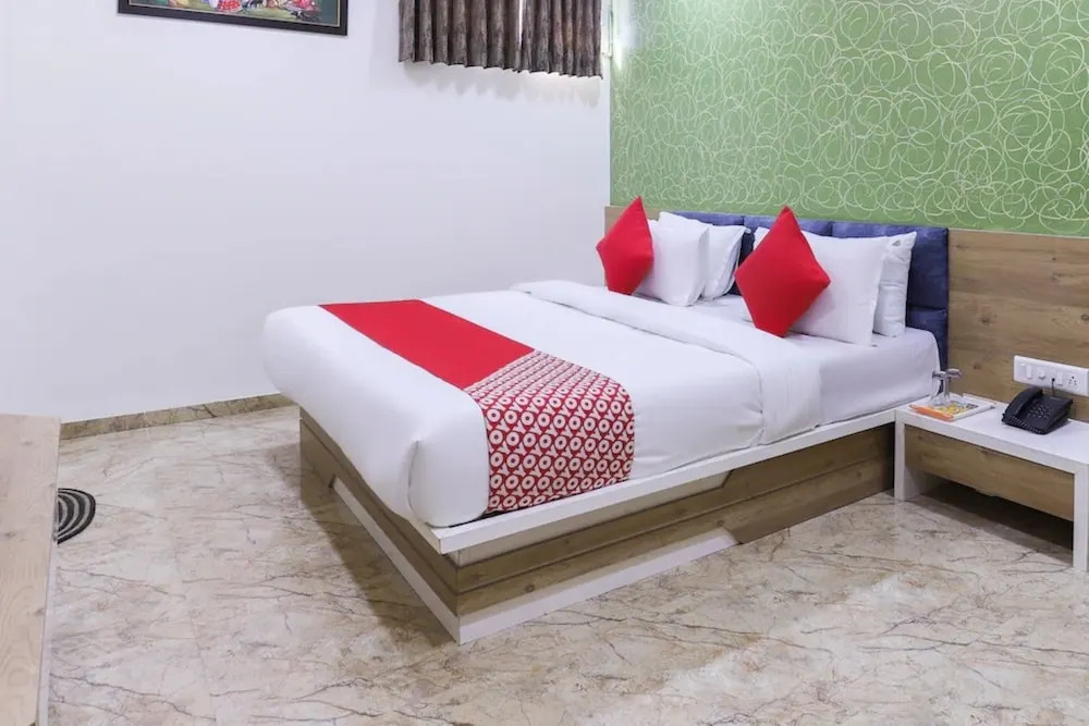 HOTEL SHREE PASHUPATI PALACE Ahmedabad