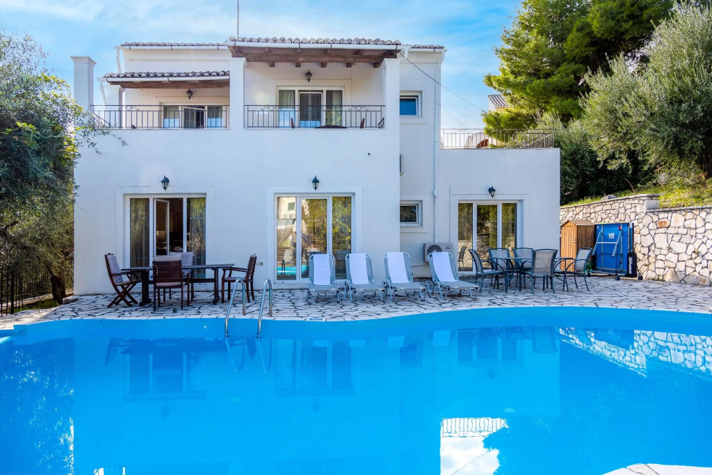 Loadstar Villas