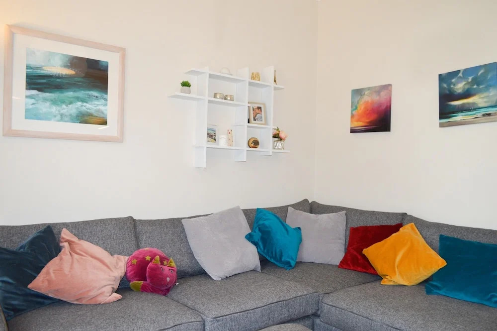 3 Bedroom Family Home With Garden