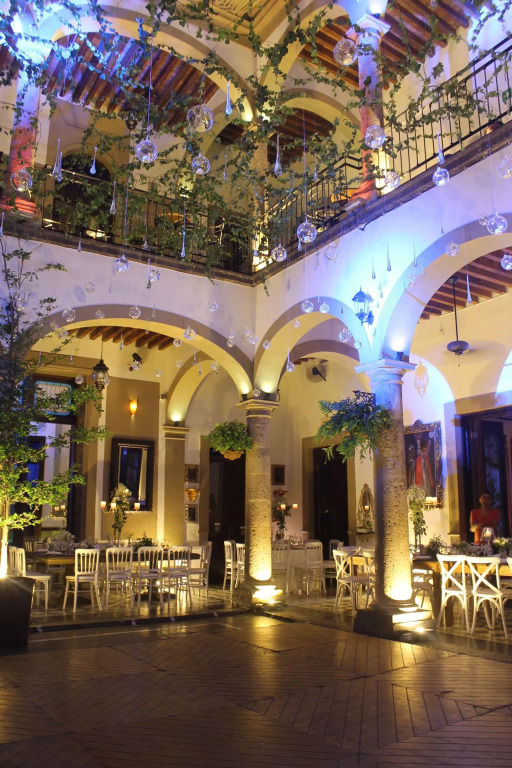 Casa Pedro Loza