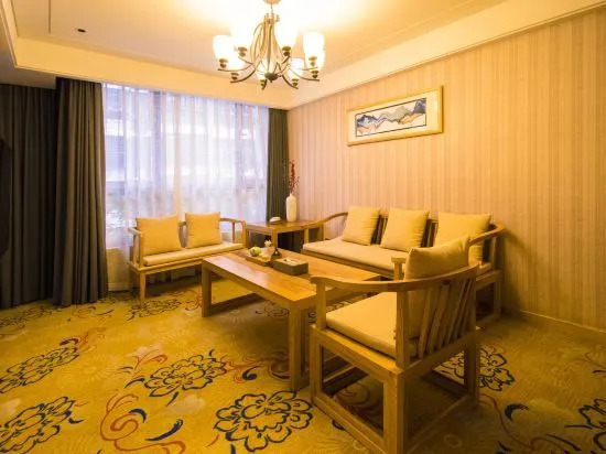 Le Yi Si Fang Hotel