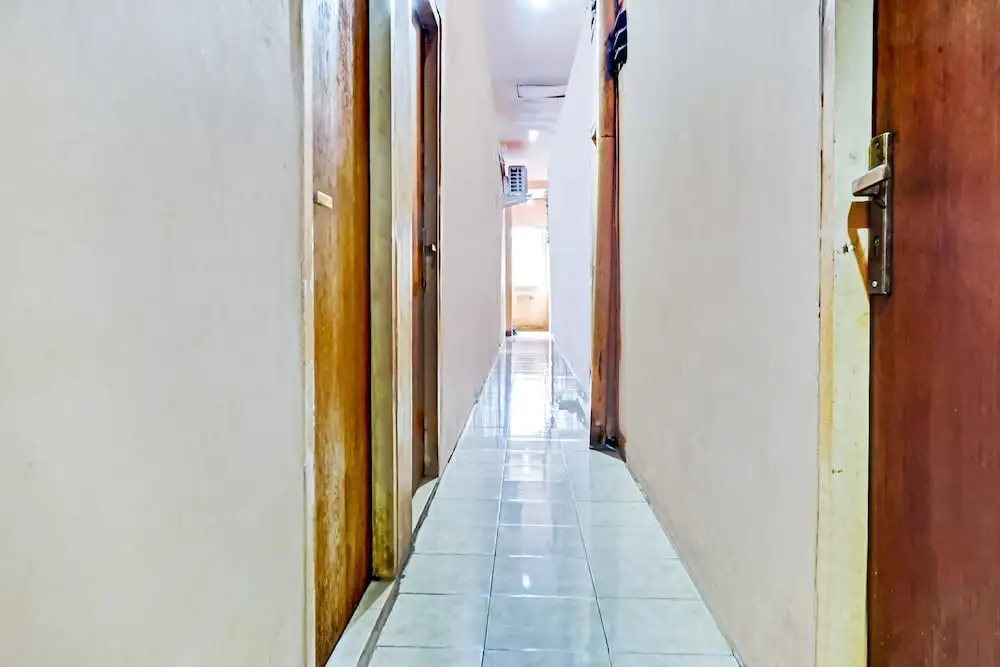 OYO 90743 Kartini Populer