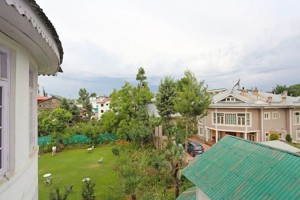 OYO 5735 Hotel Ashai