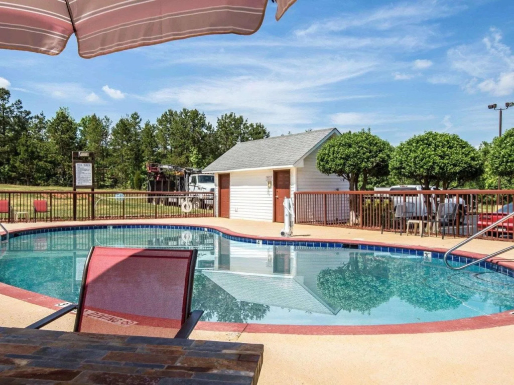 Quality Inn & Suites Lexington South