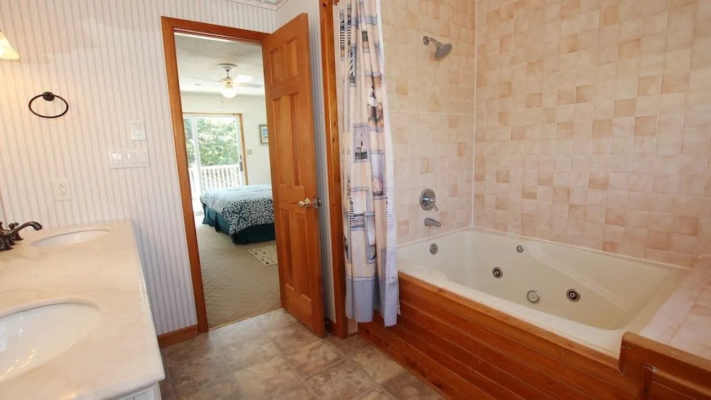 Lightkeeper - 4 Br Home