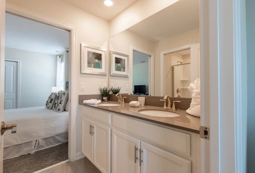 Lovely 6Bd Pool Gm Hm Storey Lake-4569tb