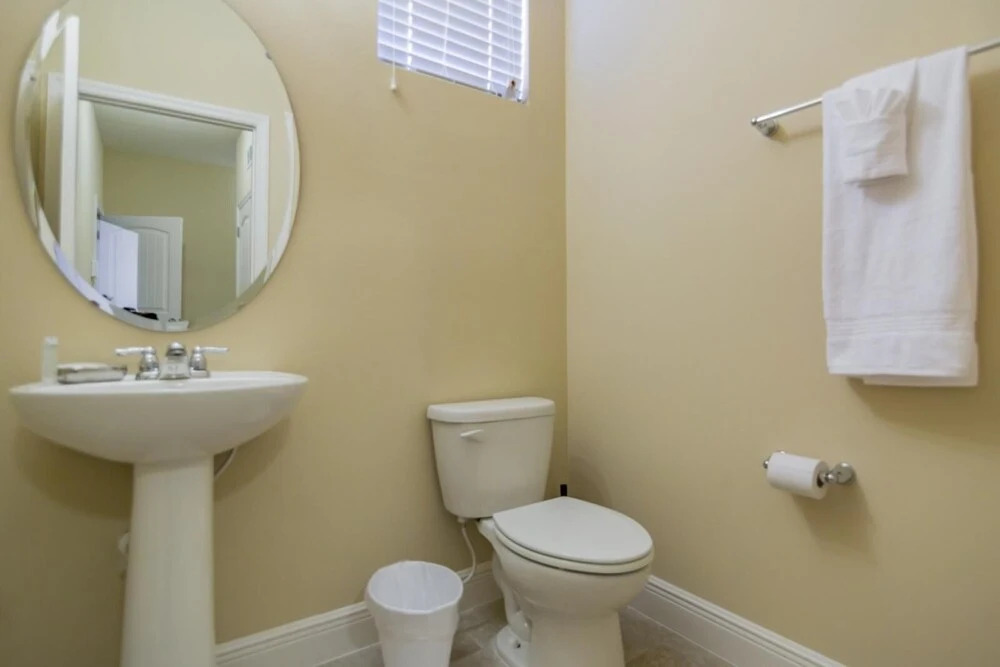 5 Bedroom Private Pool Home 15 Min to Disney World, Davenport
