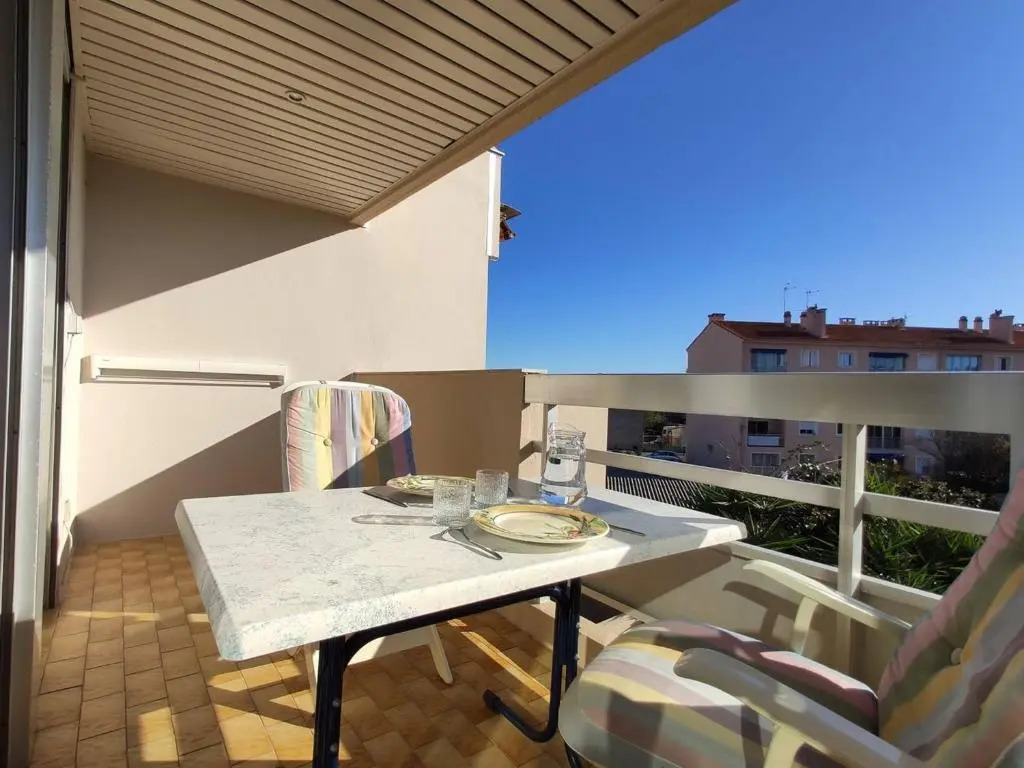 Appartement Antibes, 1 pièce, 3 personnes - FR-1-252-153