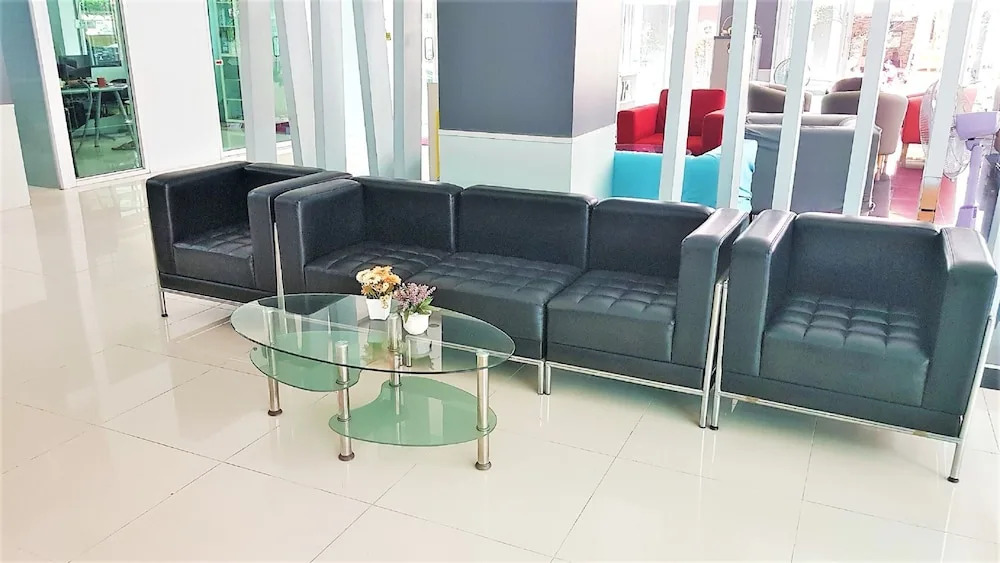 Cozy Studio Near Jomtien Beach - Thip Condotel - Walk to the Sea