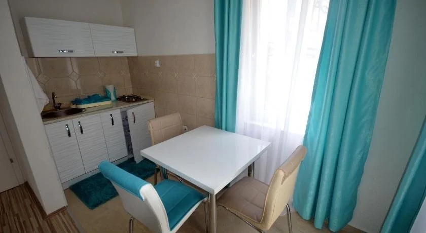 Antonio Apartments