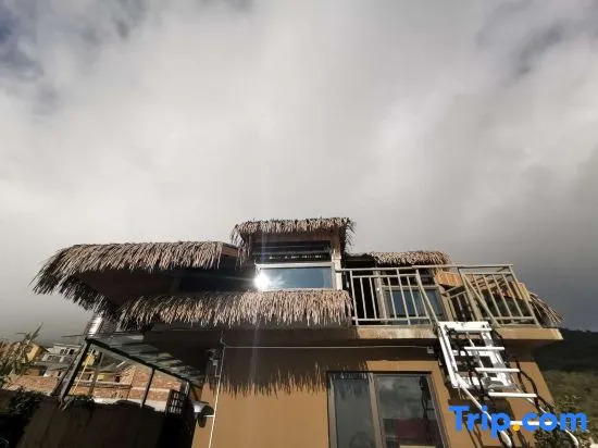 Yunshang Tianshang Jianyue Hostel
