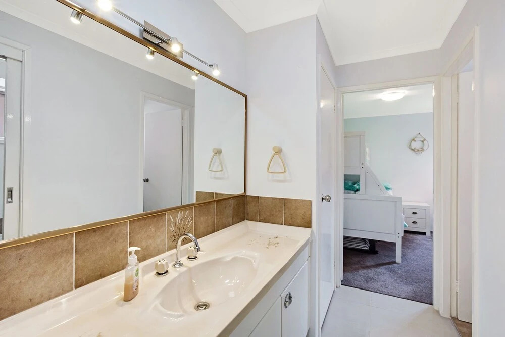 Ullora Close, 61