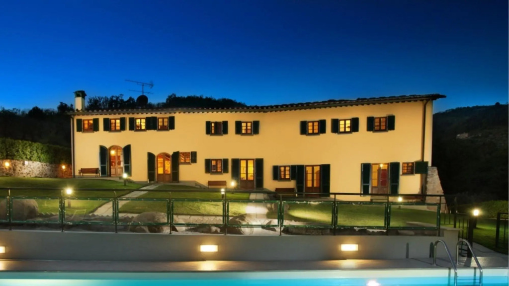 Superb Villa at Short Distance From Montecatini Pool Basketball Court Soccer Ping-pong Mountain-villa Ferrette