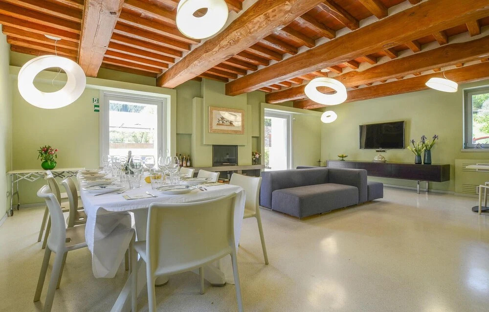 Amazing Home in Capannori With Outdoor Swimming Pool, Wifi and 5 Bedrooms