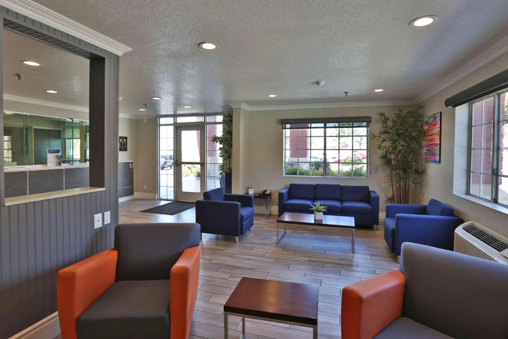 Econo Lodge Fontana