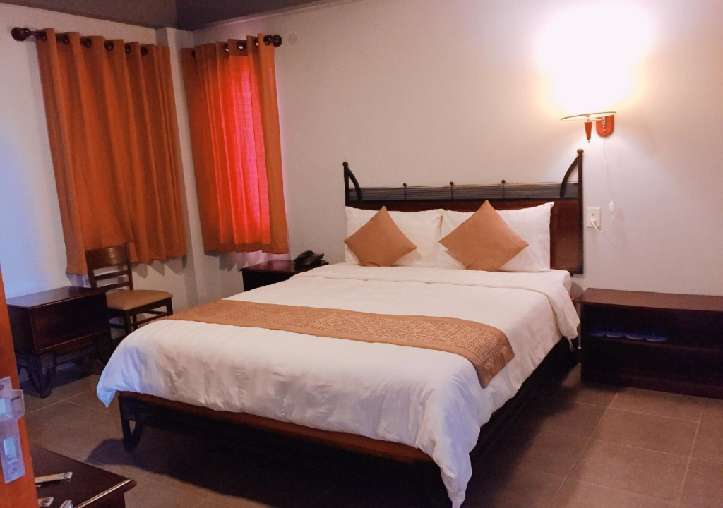 Tulip Hotel