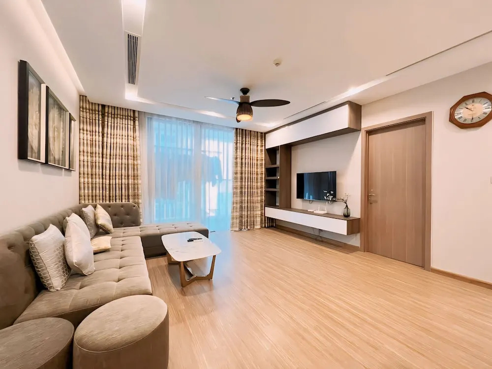 Vinhomes Metropolis Apartment near the United Nations