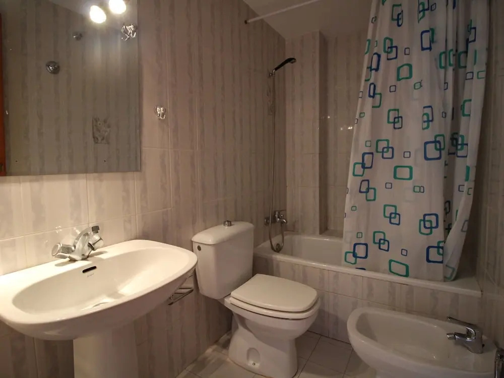 Apartment in Empuriabrava, 400 meters from the beach, sleeps 6 people