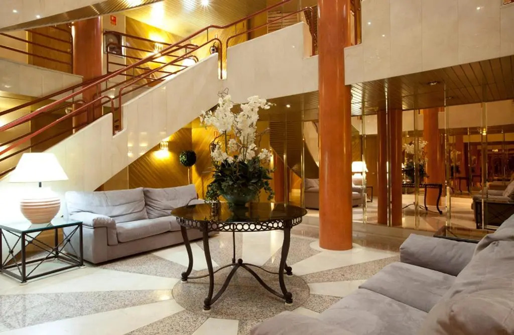 Aparto-Hotel Rosales