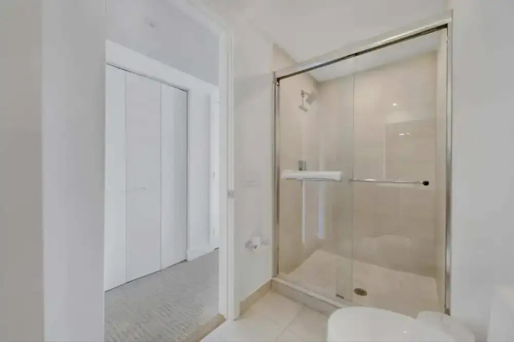 Beautiful Hyde Resort Luxe 2BR Private Beachfront