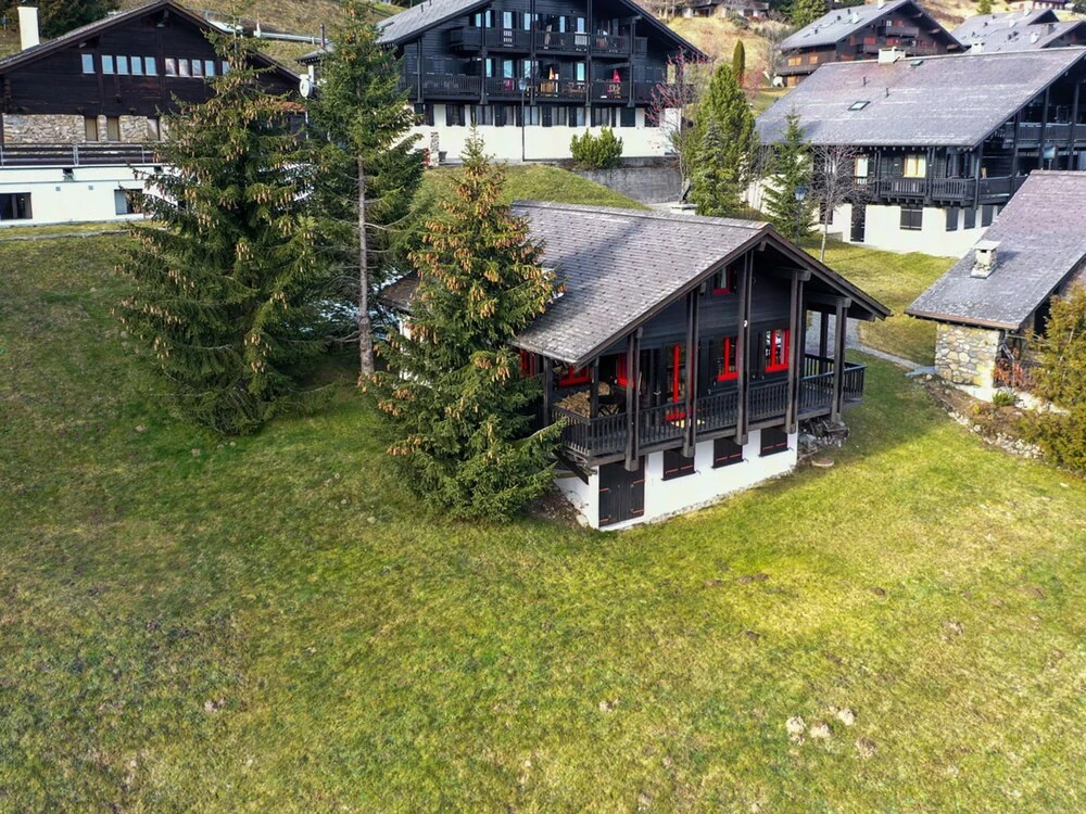 Chalet Le Cyclamen by Interhome