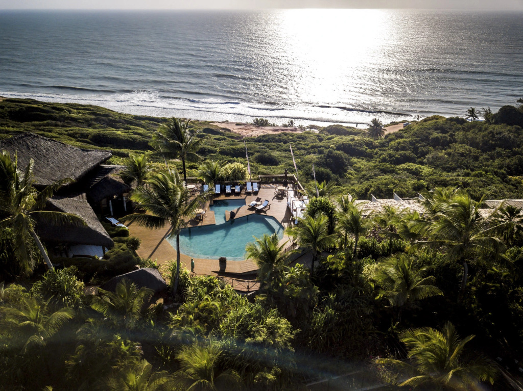 Sombra e Água Fresca Resort