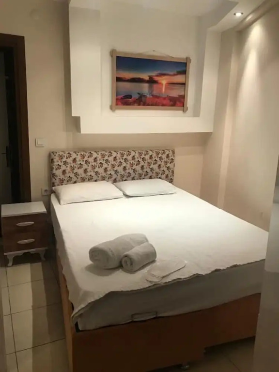 Daisy Hotel