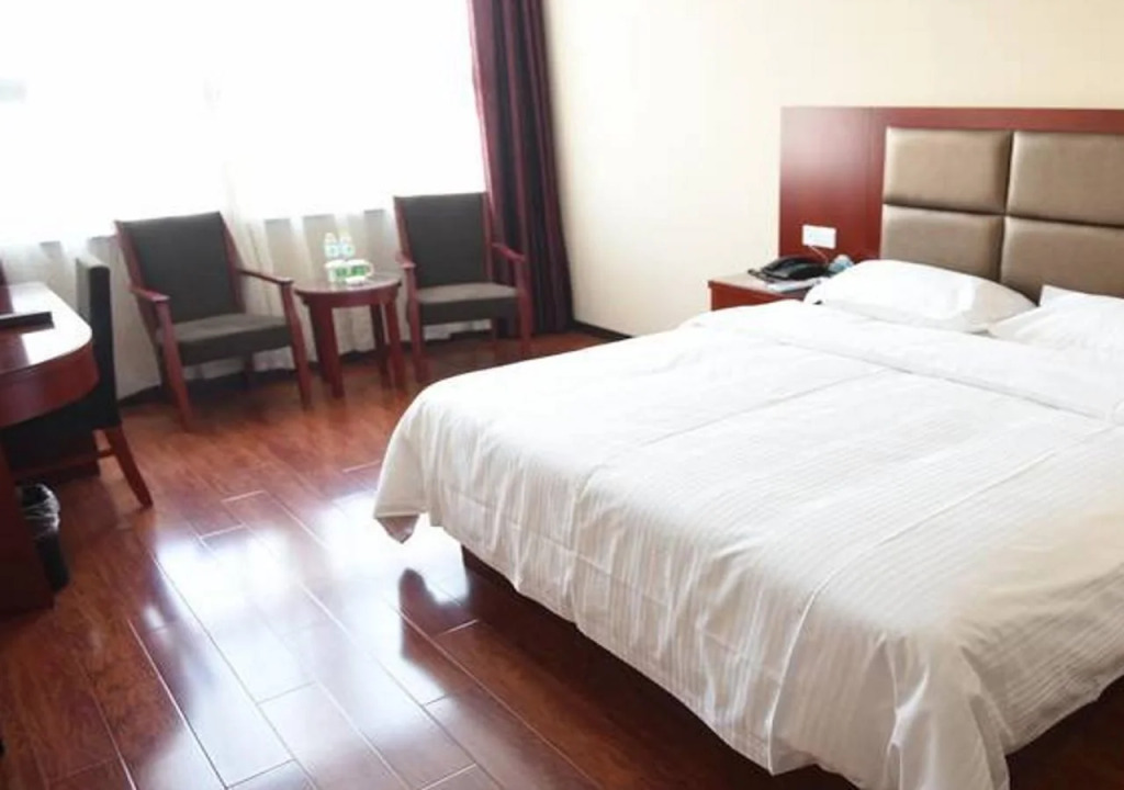 GreenTree Inn Suqian Bawangjuding Square Express Hotel