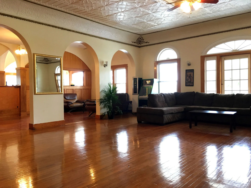 The Belmar Inn