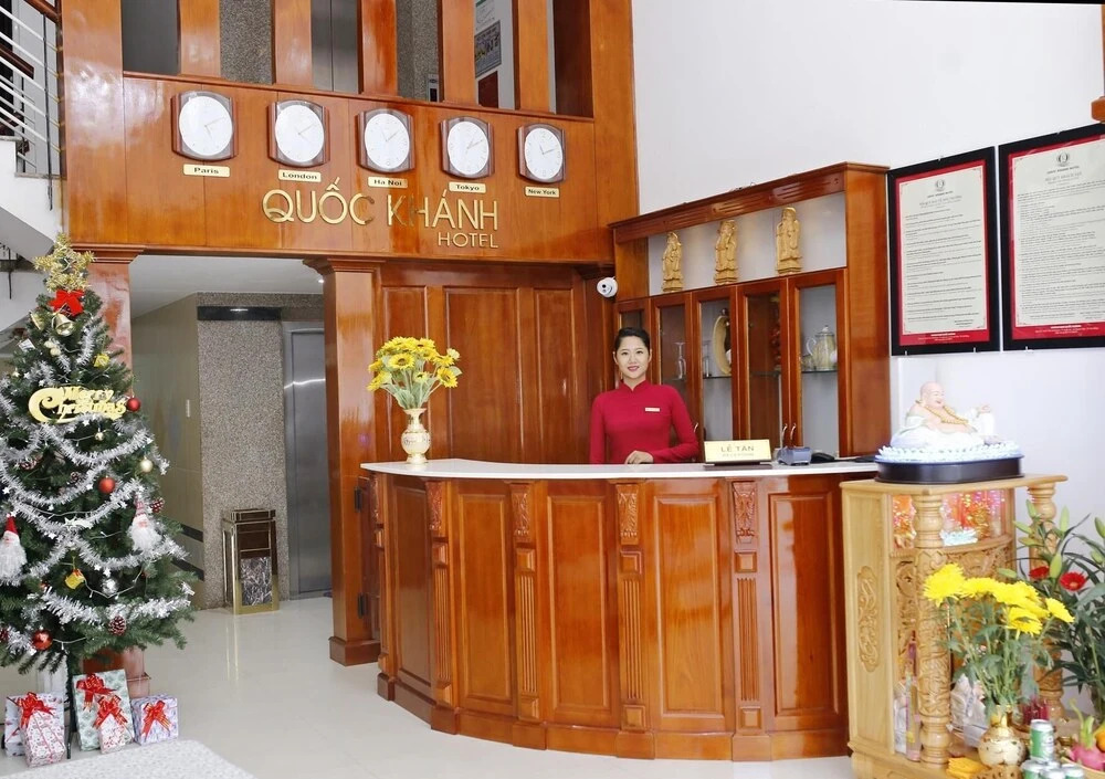 Quốc Khánh Hotel