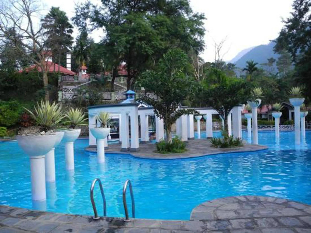 Riverside Springs Resort