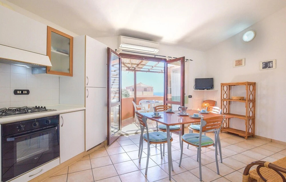 Amazing Apartment in Torre dei Corsari With 2 Bedrooms